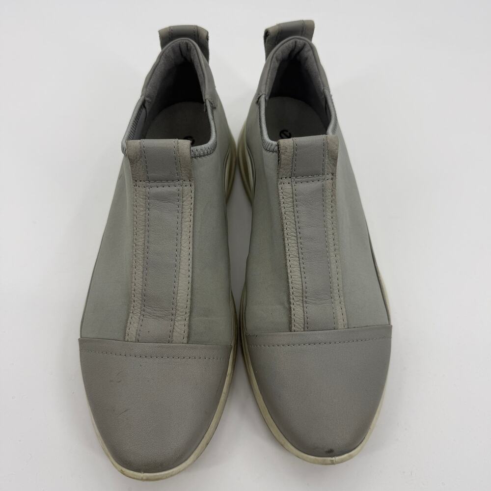 ECCO Slip On Comfort Shoe Size 9-9.5 Grey Leather Knit Upper Casual Walking